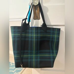 Rothy’s Reversible Lightweight Tote in Pine Tree Plaid